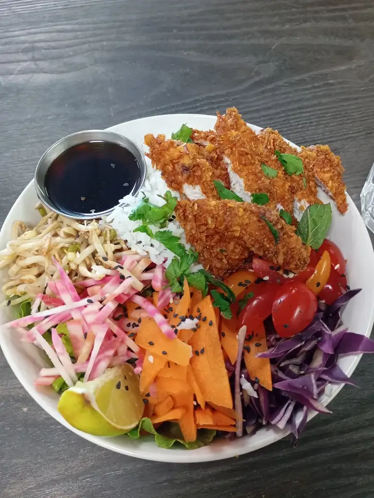 Poke bowl poulet